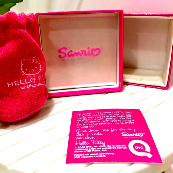 ‼️SOLD‼️NWOT Sanrio Hello Kitty Diamonique Sterling Silver Stud Earrings - Picture 5 of 6